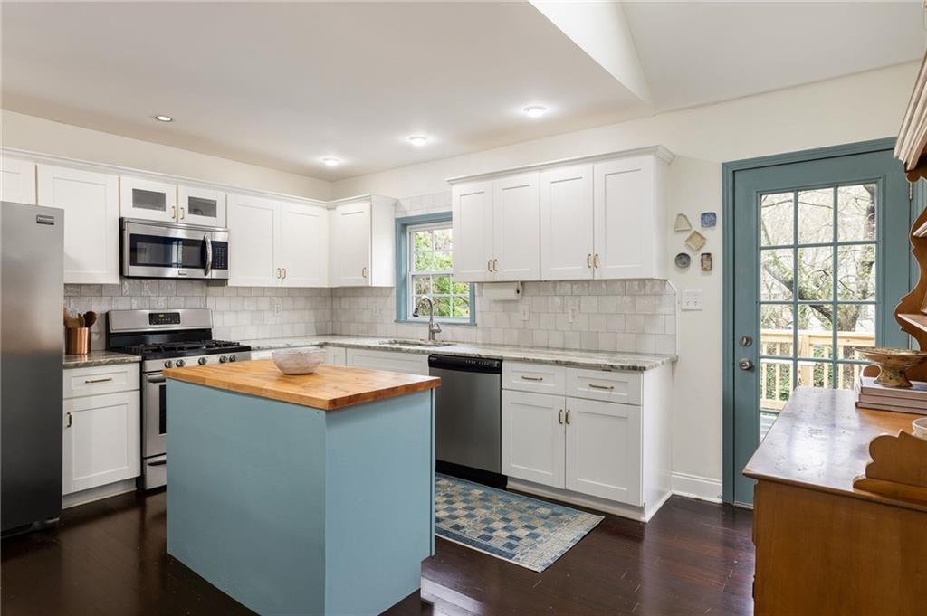 1523 Harvest Lane SE