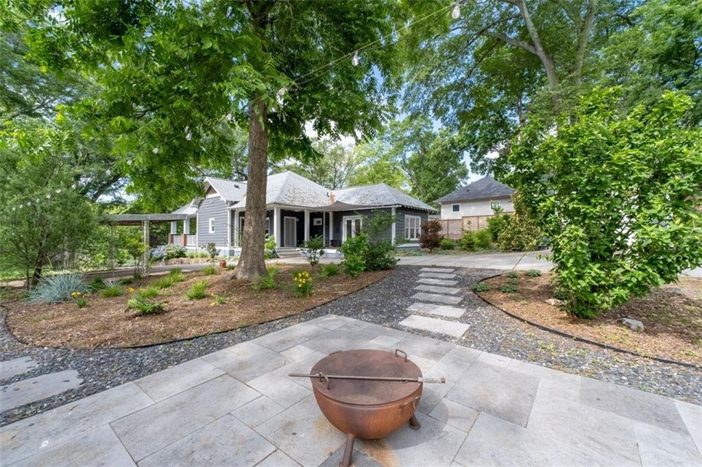 1228 Hosea L Williams Drive, Atlanta, Georgia image 1