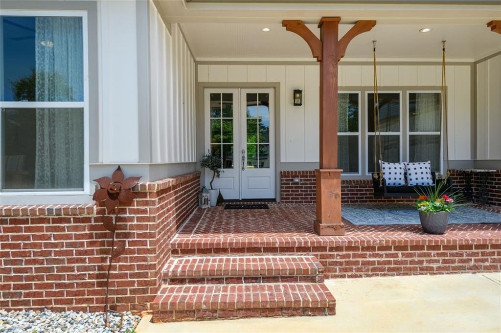 400 Fox Valley Drive