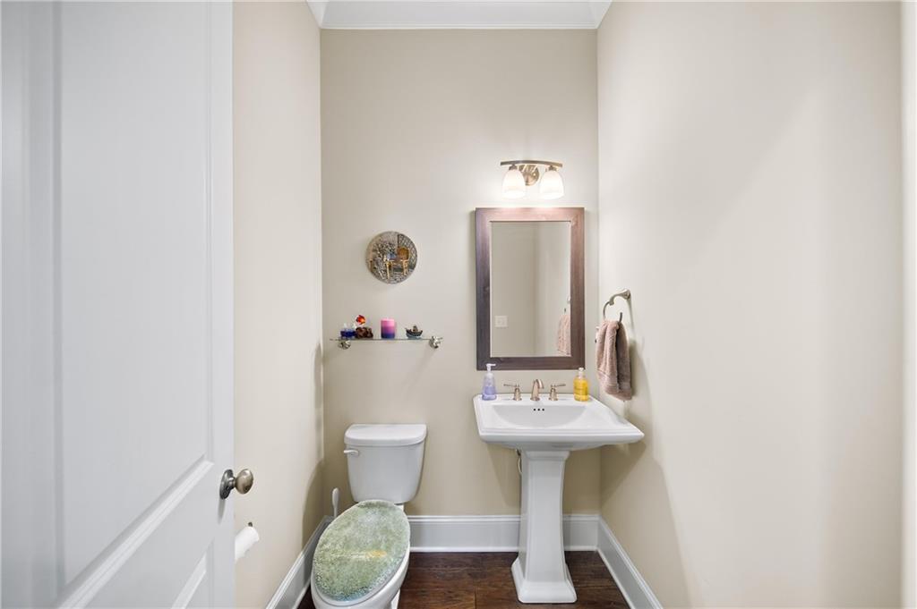 930 Crestview Drive, Johns Creek, Georgia image 21