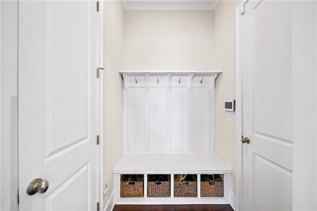 930 Crestview Drive, Johns Creek, Georgia image 16