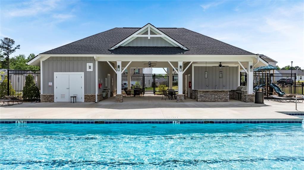 70 POPLAR PRESERVE BLVD.