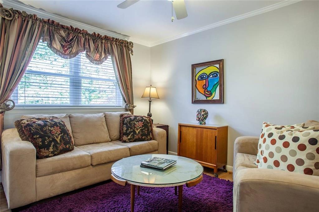 381 10th #3 Street NE