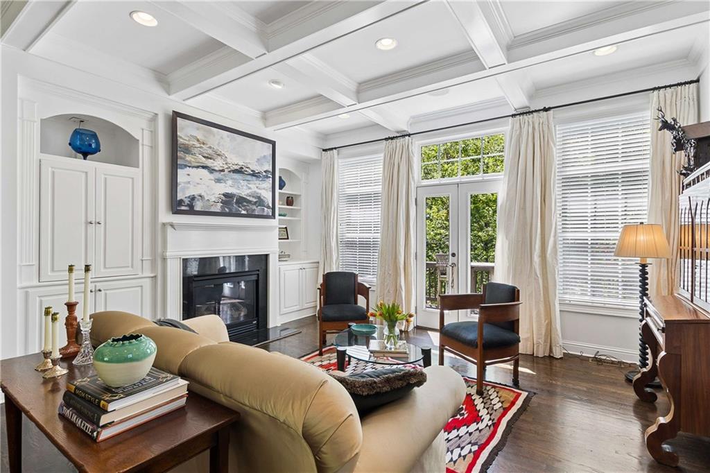 2690 Rivers Edge Drive NE