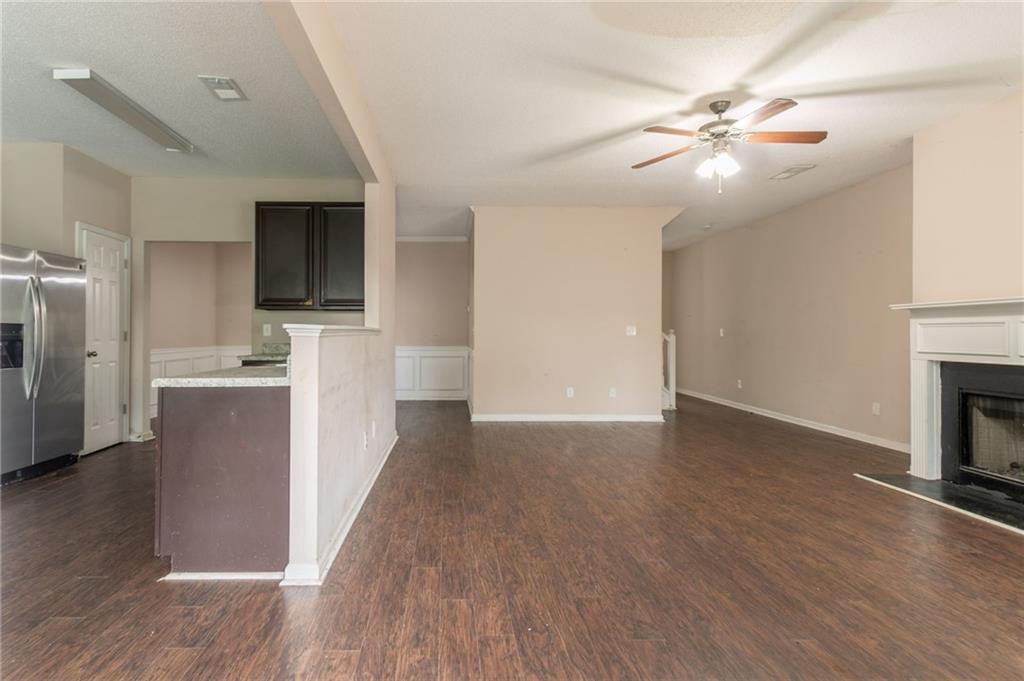 171 Stillwood Drive, Newnan, Georgia image 4