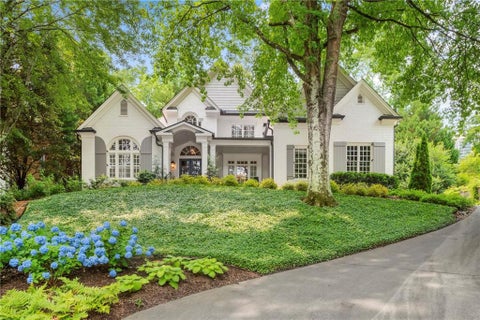 Homes For Sale - 885 Carlton Ridge<br/> Atlanta, GA 30342