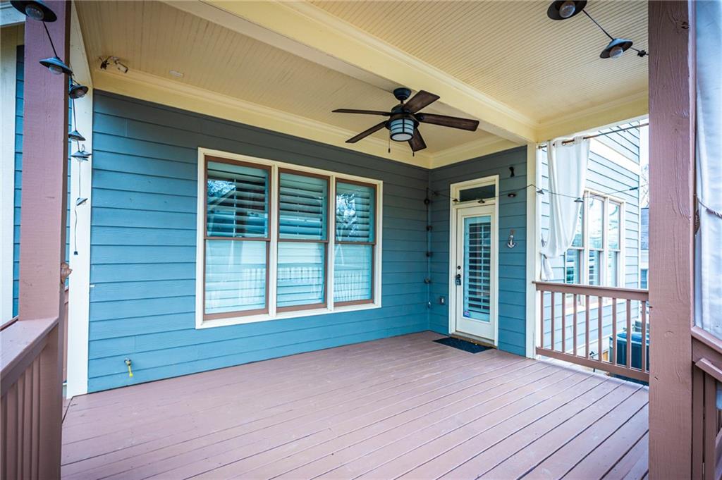 2288 Oakview Road NE