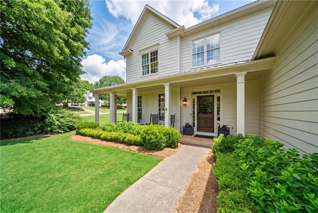 6405 Lake Trace