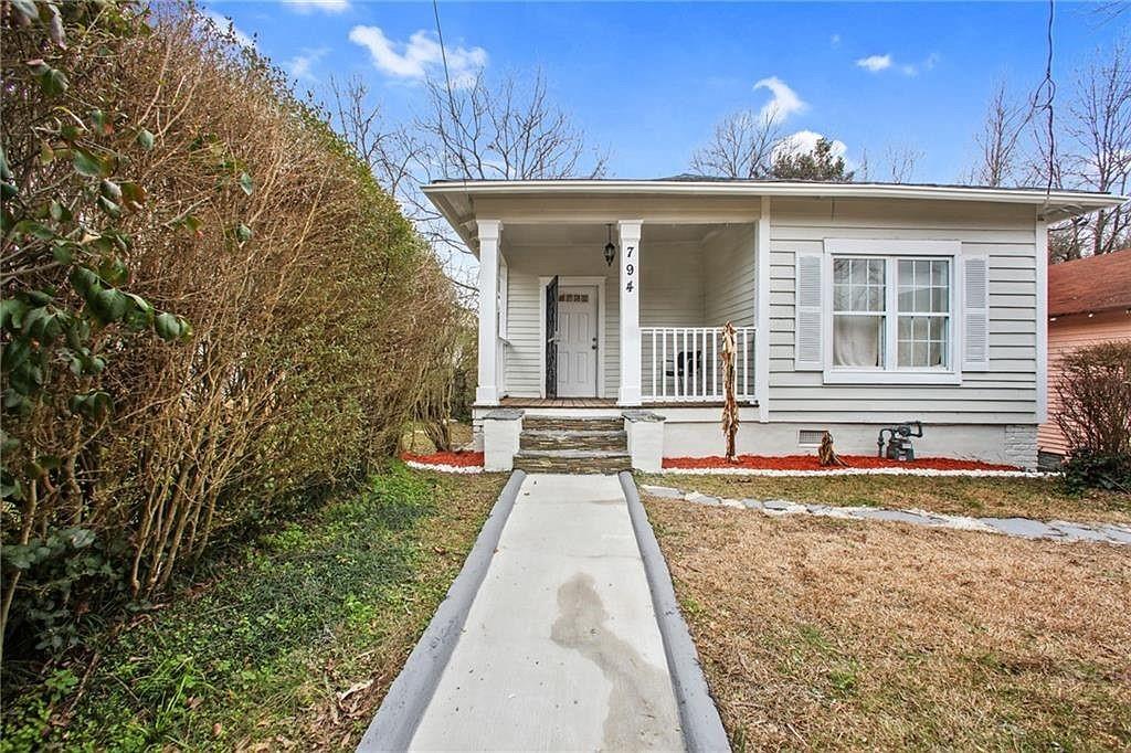 Photo 1 of 23 — 794 Chestnut Place NW, Atlanta, GA 30314