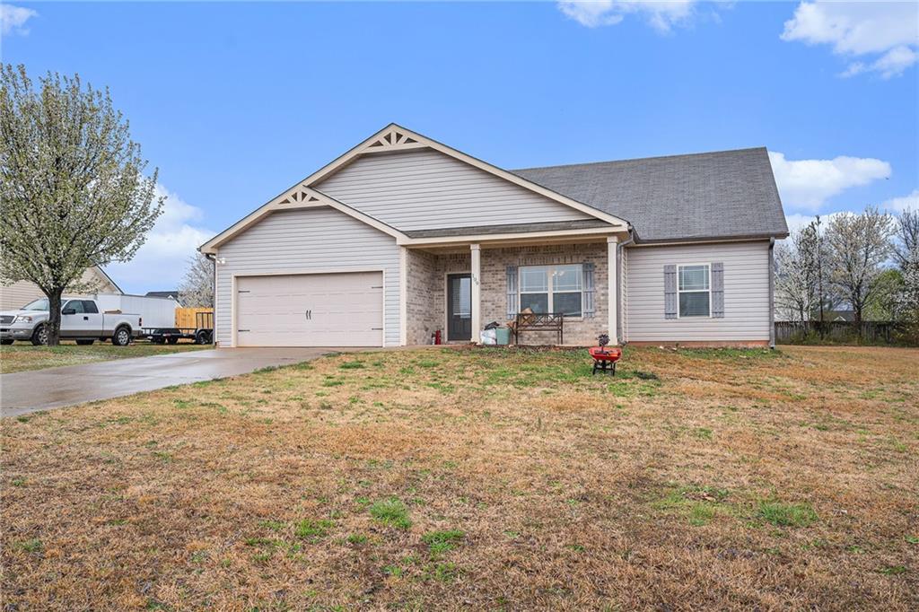 109 Garnet Lane, Griffin, Georgia image 2