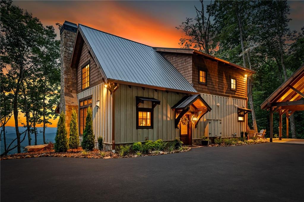 380 Utana Bluffs Trail