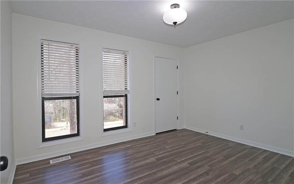 4752 N Springs Road, Kennesaw, Georgia image 27