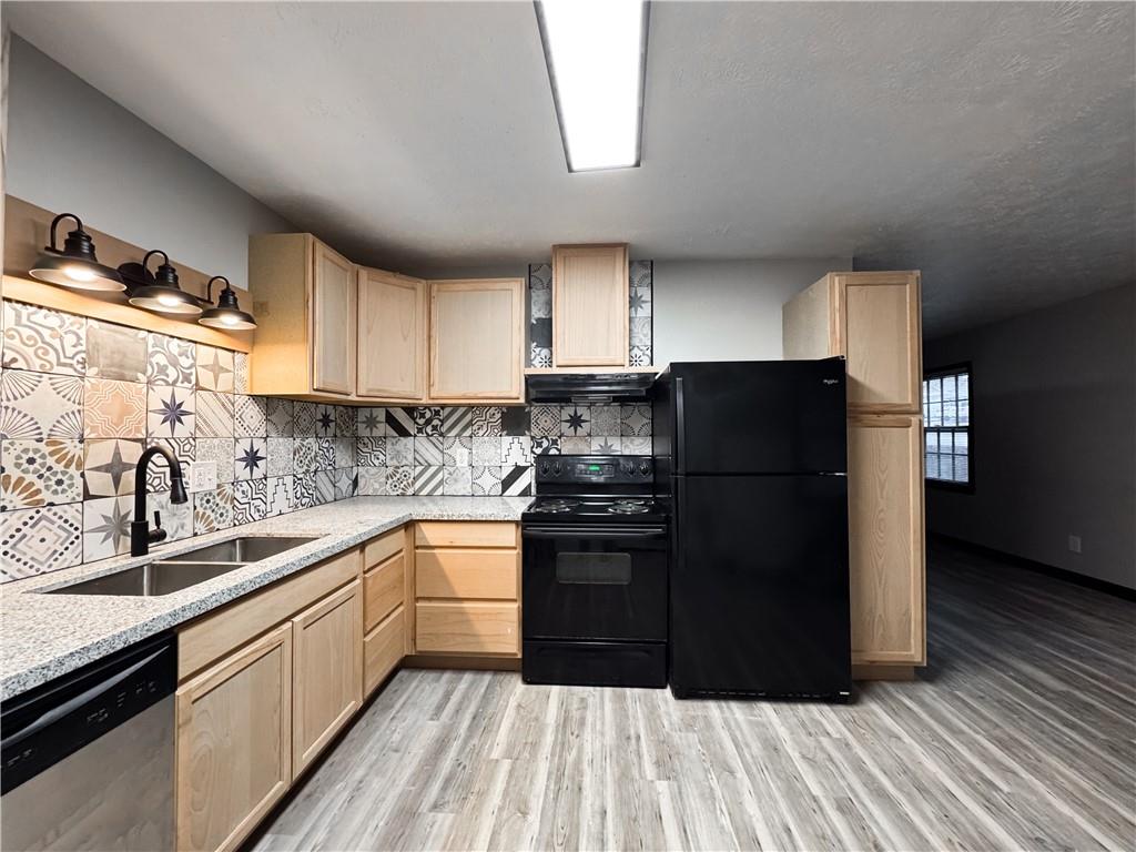 796 Wilson Circle SW