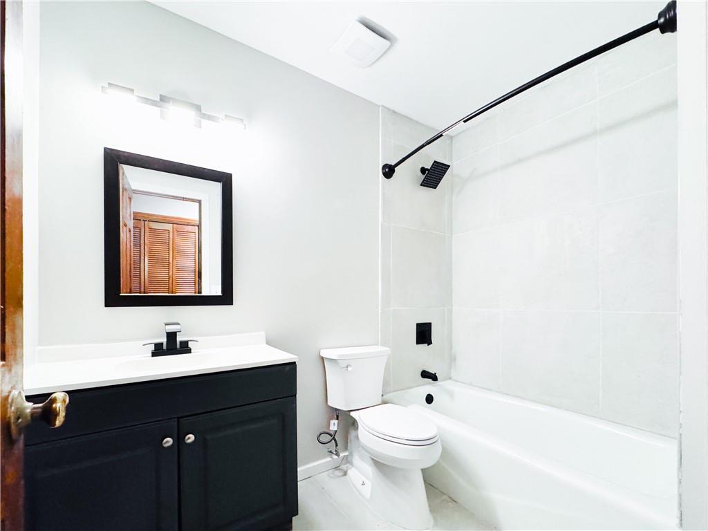 796 Wilson Circle SW