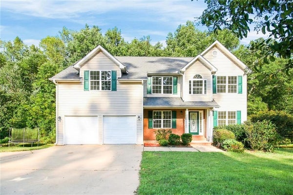 130 STEPHANIE LN, COVINGTON, GA 30016 - Image db5bd5c485ce94c99c6de5dd3fee4f0f/1328069595