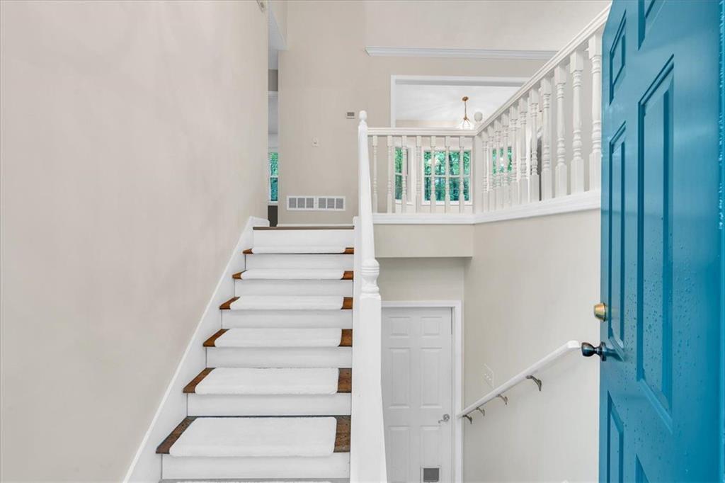 2539 Lakeside Drive, Villa Rica, Georgia image 3