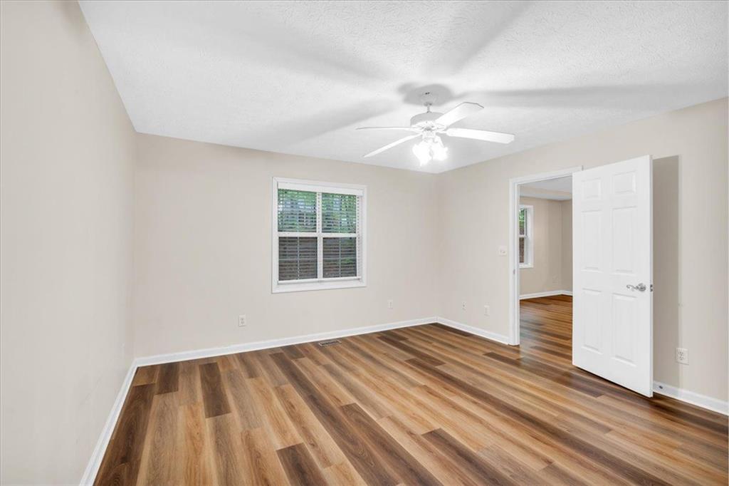 2539 Lakeside Drive, Villa Rica, Georgia image 12
