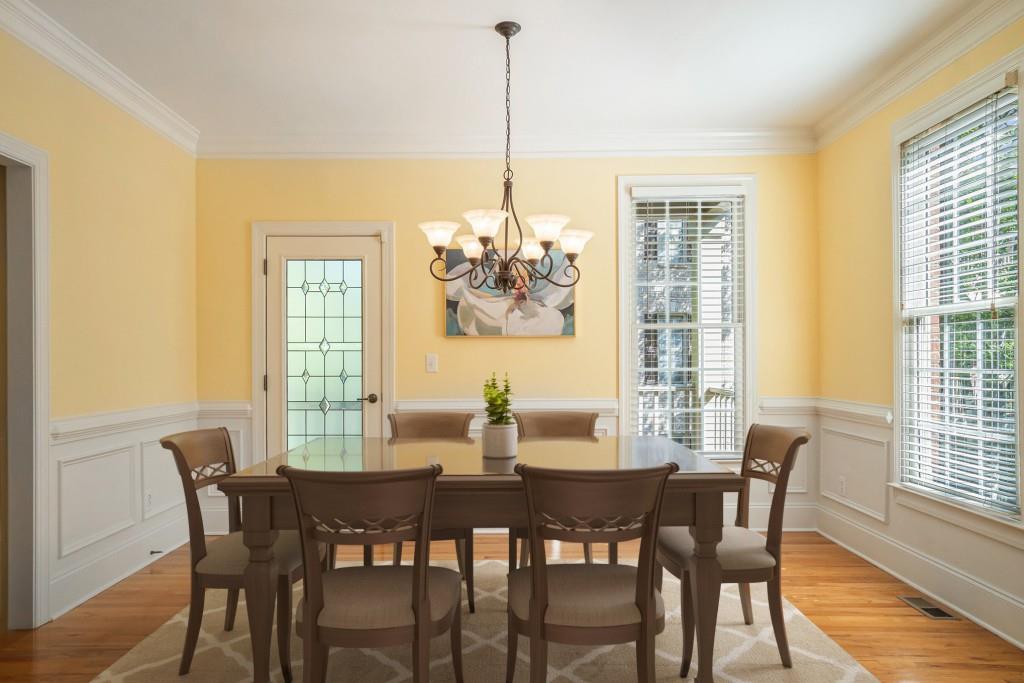 3022 Gaston Circle SE