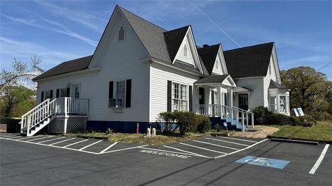 6720 S Sweetwater Road Lithia Springs GA 30122