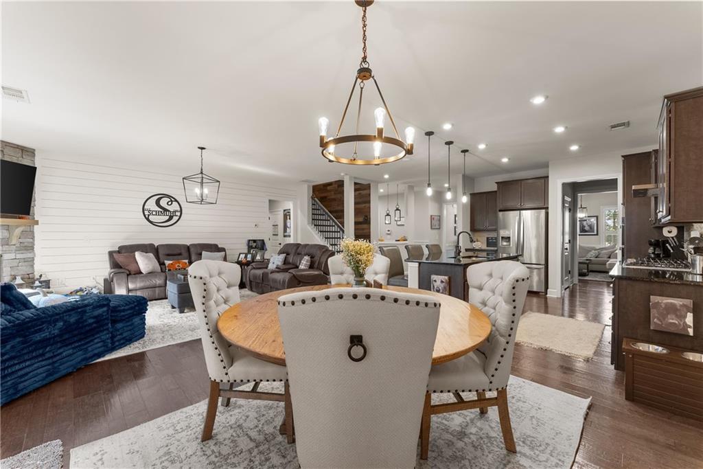 Reunion - Residential