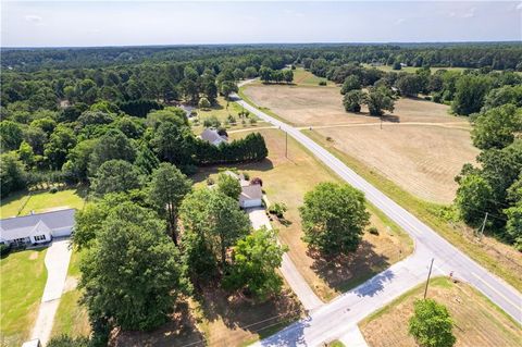 A home in Mcdonough