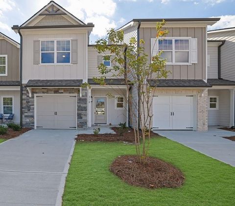 Townhouse For Sale - 318 Heron Street #13<br/> Ball Ground, GA 30107