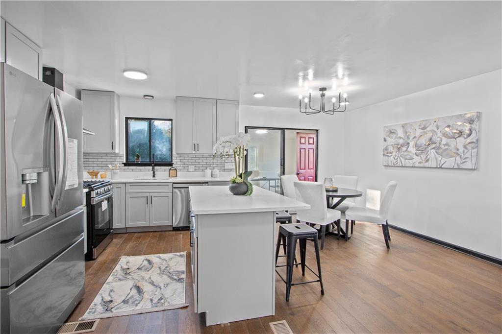 4624 Big Valley Road