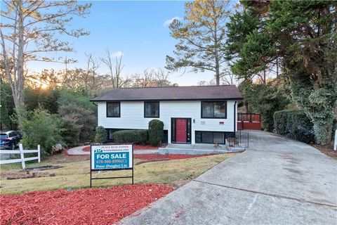 4624 Big Valley Road Stone Mountain GA 30083
