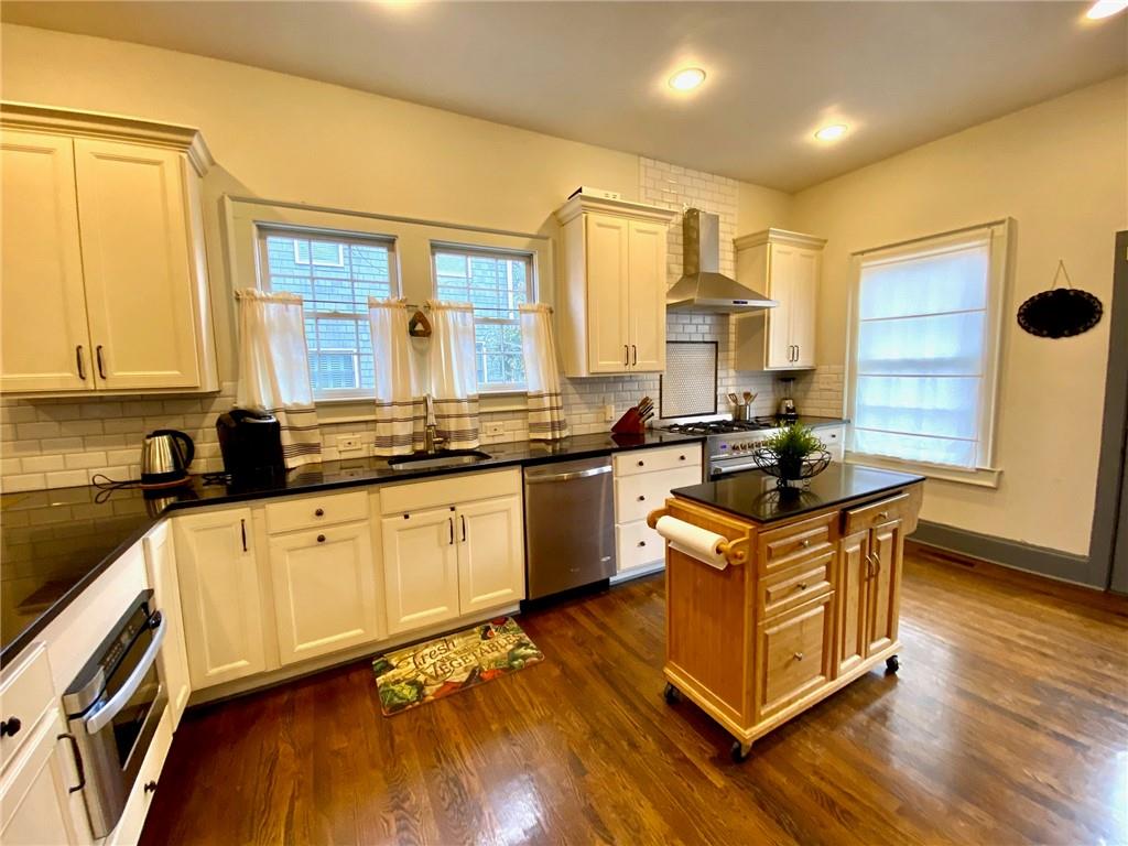 Renovated charming Craftsman style with open modern floorplan in a great intown location. Just freshly painted exterior and interior. High Ceiling with lots of windows full of day light. hardwood floors throughout. Renovated Chef kitchen with white cabinets, granite and SS premium appliances. Renovated bathrooms. Front porch, private back yard with a nice deck and a fence, plenty of parking space. Steps from the Beltline, ponce city market, Virginia highlands, Carter Center, Farmers Market, and Freedom Park. Great school district , close to Marta. This is a HOT Intown neighborhood with tons of shops/restaurants. House is furnished but can come unfurnished.