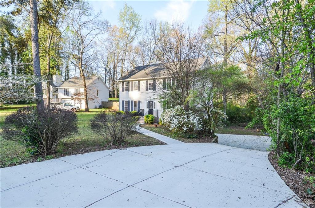 717 Hunt Station Drive