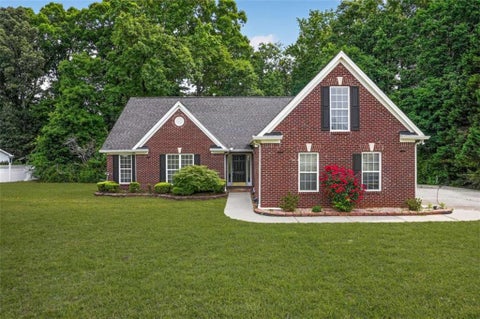 Homes For Sale - 2270 Taylor Pointe Way<br/> Dacula, GA 30019