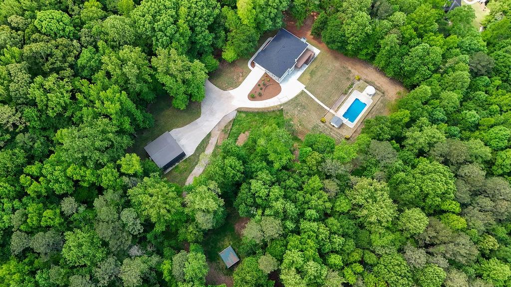 216 Scenic Drive, Hoschton, Georgia image 9