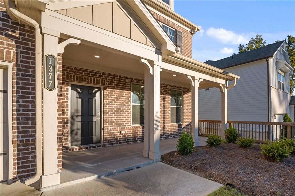 1377 Allspice Way