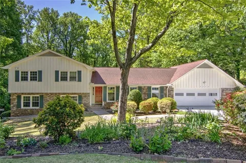 2659 Amberly Drive, Dunwoody, GA 30360 - #: 7754114
