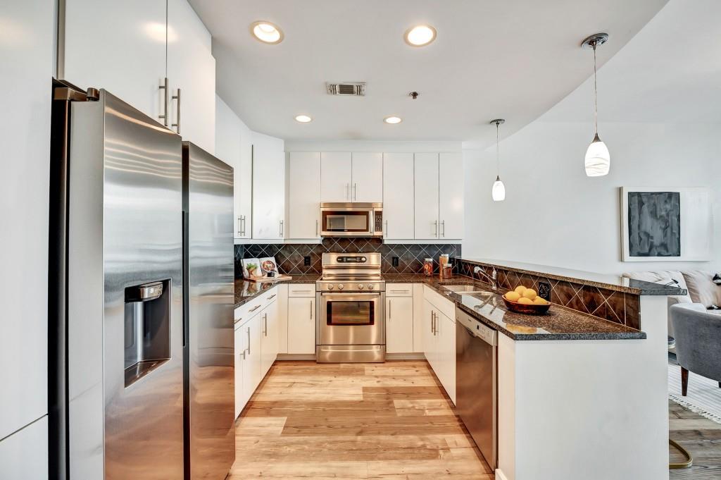 1080 Peachtree Street NE 1701