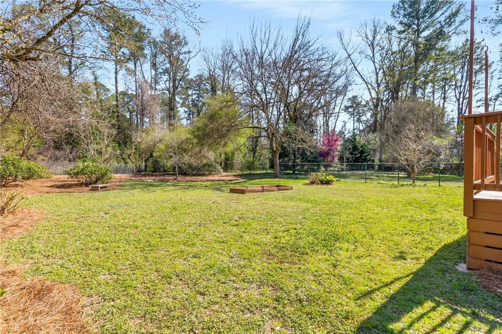 2477 Hunting Valley Drive, Decatur, Georgia image 34