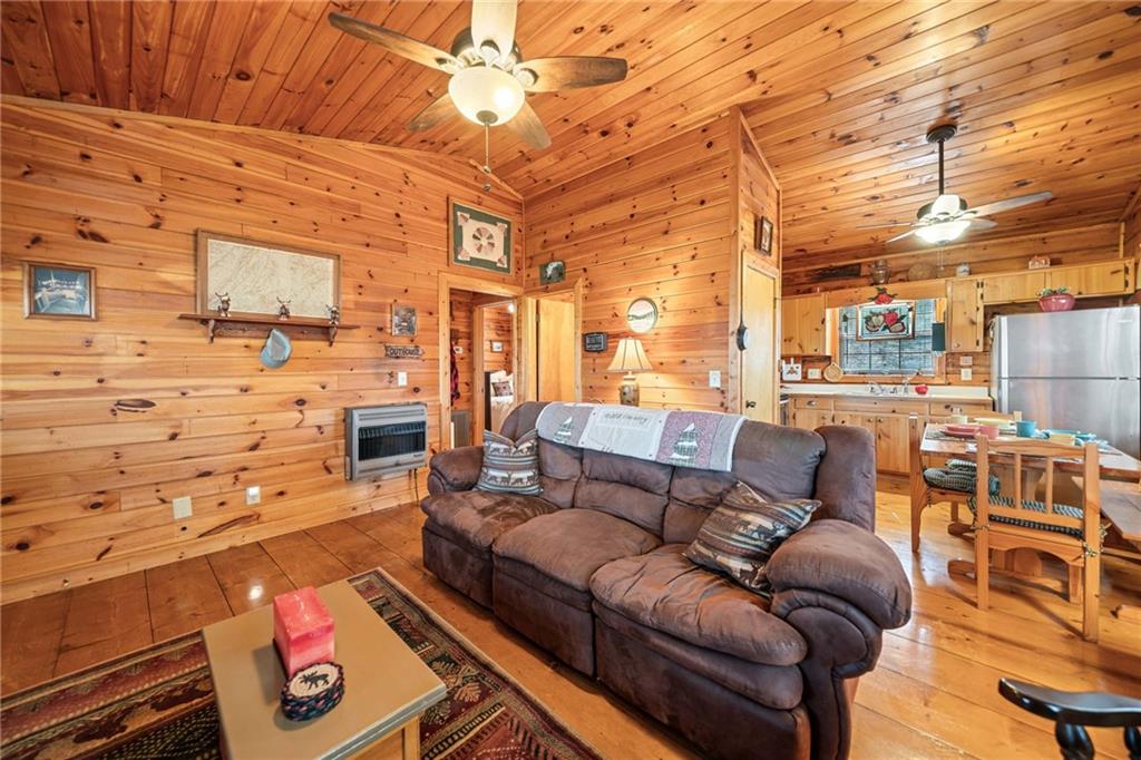 301 Laurel Creek Road, Blue Ridge, Georgia image 8