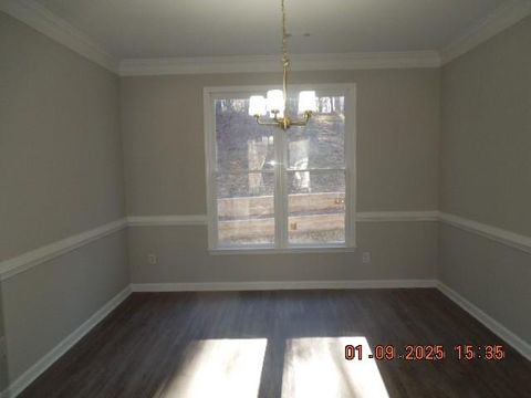 A home in Ellenwood