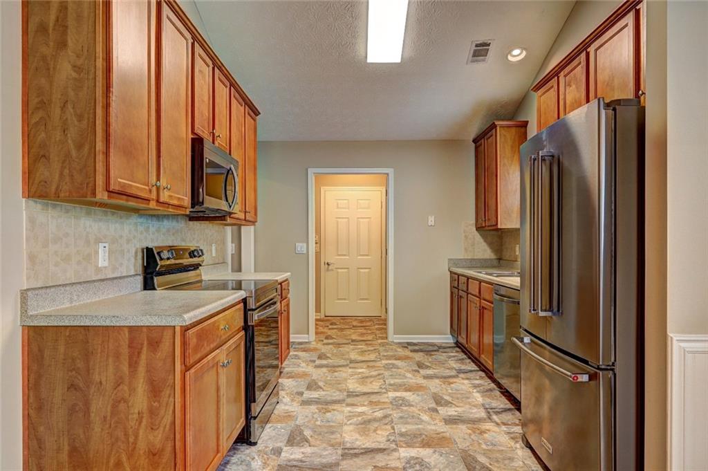 412 Mockingbird Drive