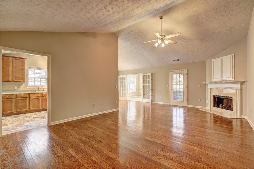 412 Mockingbird Drive