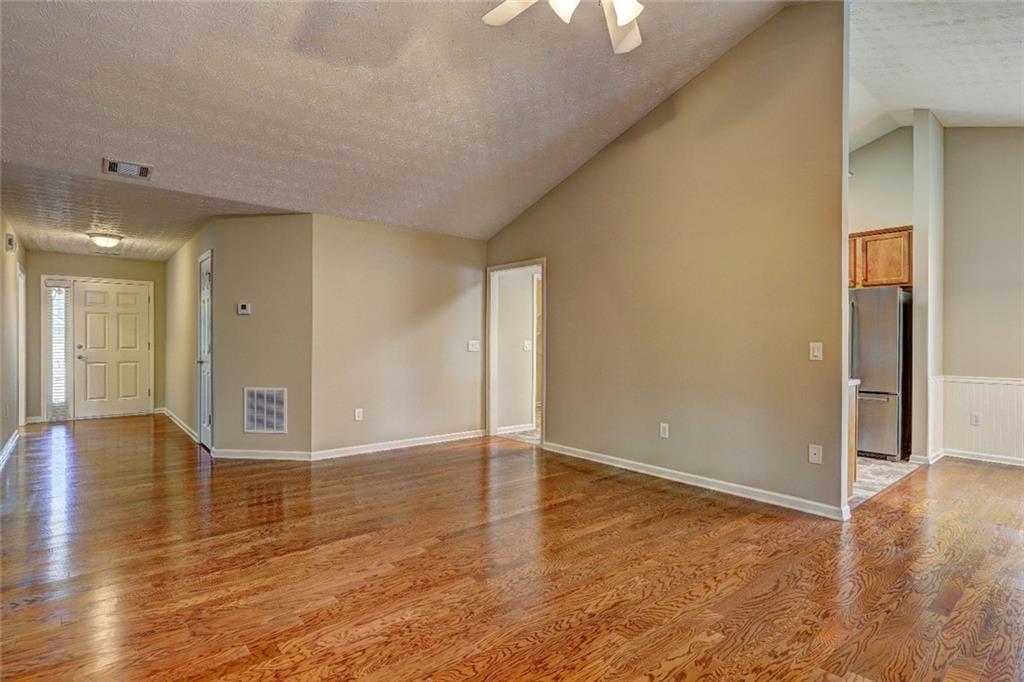 412 Mockingbird Drive