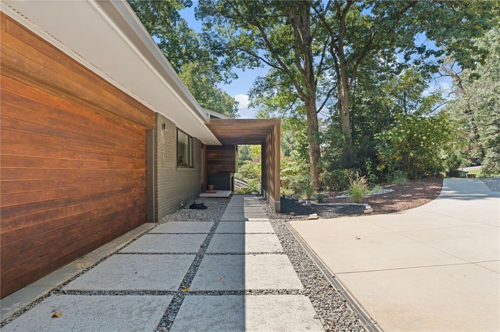 4351 Peachtree Dunwoody Road NE