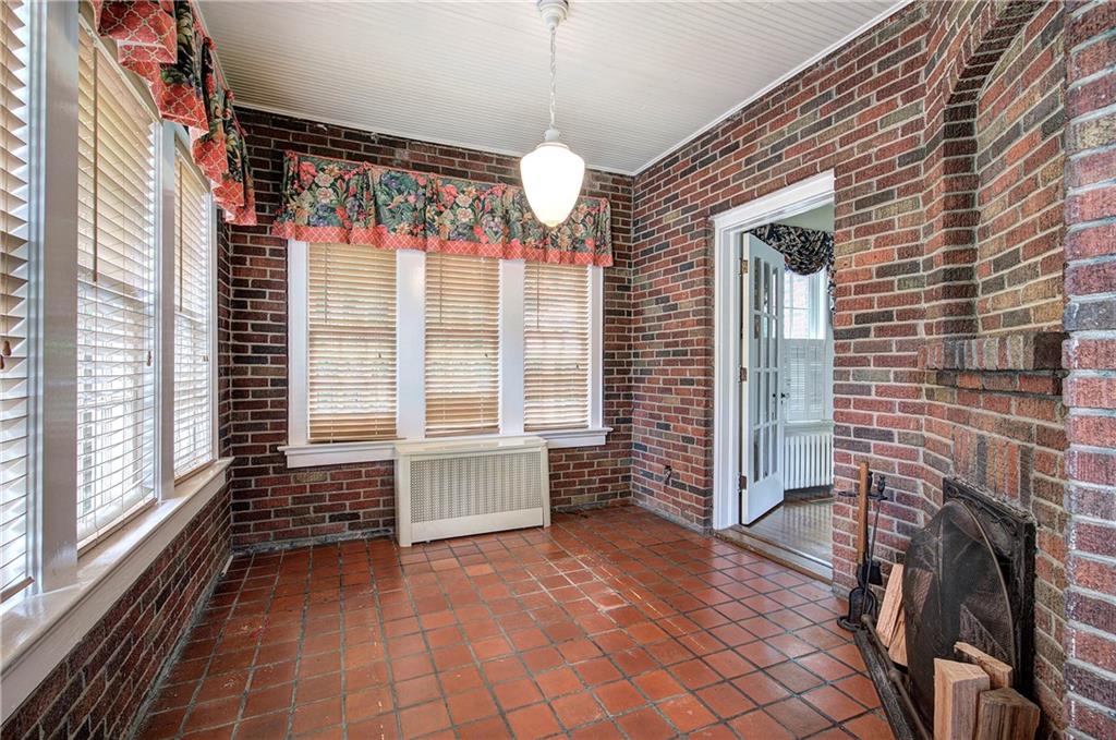 18 Cassville Road