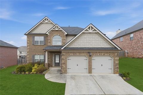 Homes For Sale - 6230 Wynfield Drive<br/> Flowery Branch, GA 30542