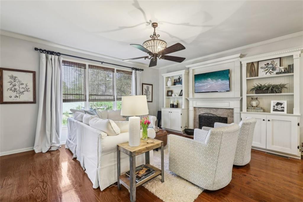 8385 E VILLAGE SCHOOL Drive E