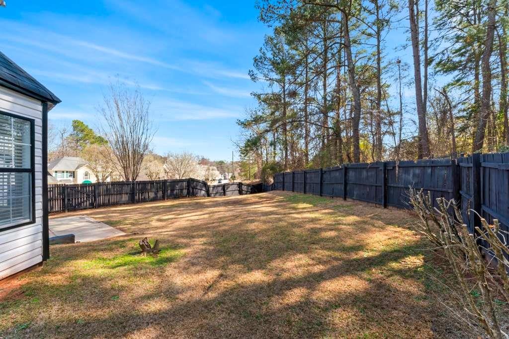 6107 Waterton Drive, Lithonia, Georgia image 9