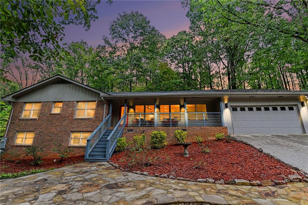 2501 Midvale Court