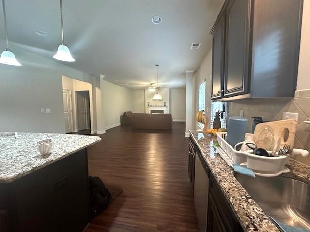 3831 Village Crossing Lane, Ellenwood, Georgia image 3