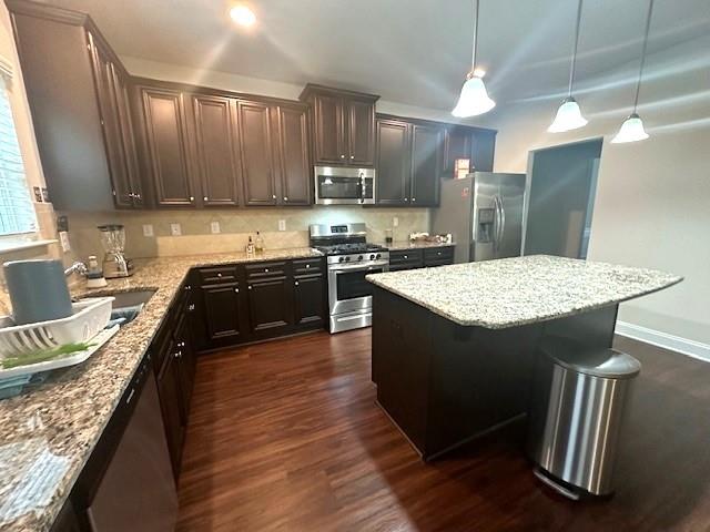 3831 Village Crossing Lane, Ellenwood, Georgia image 6