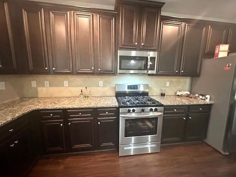 3831 Village Crossing Lane Ellenwood GA 30294
